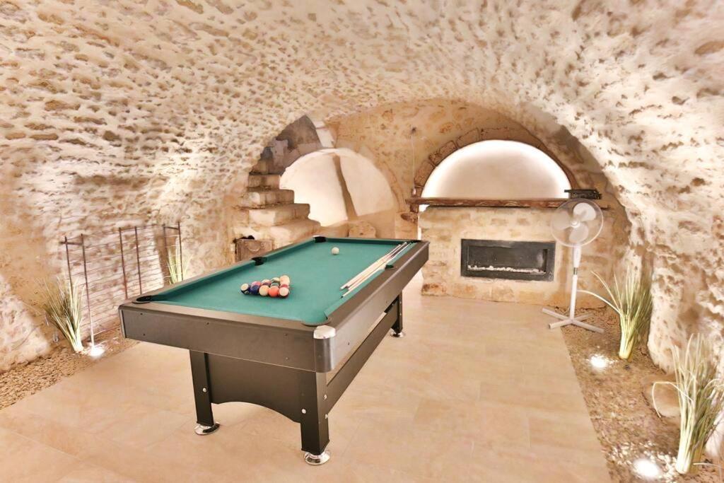 Le Speakeasy - Maison Avec Billard Auxerre Exterior foto